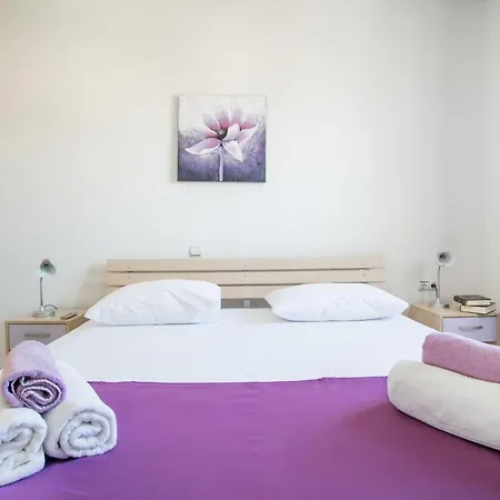 Kaja - Right Next To The Beach Trogir Room photo