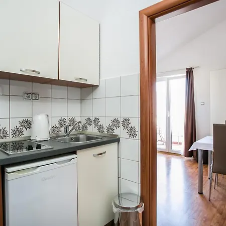 Kaja - Right Next To The Beach Trogir Exterior photo