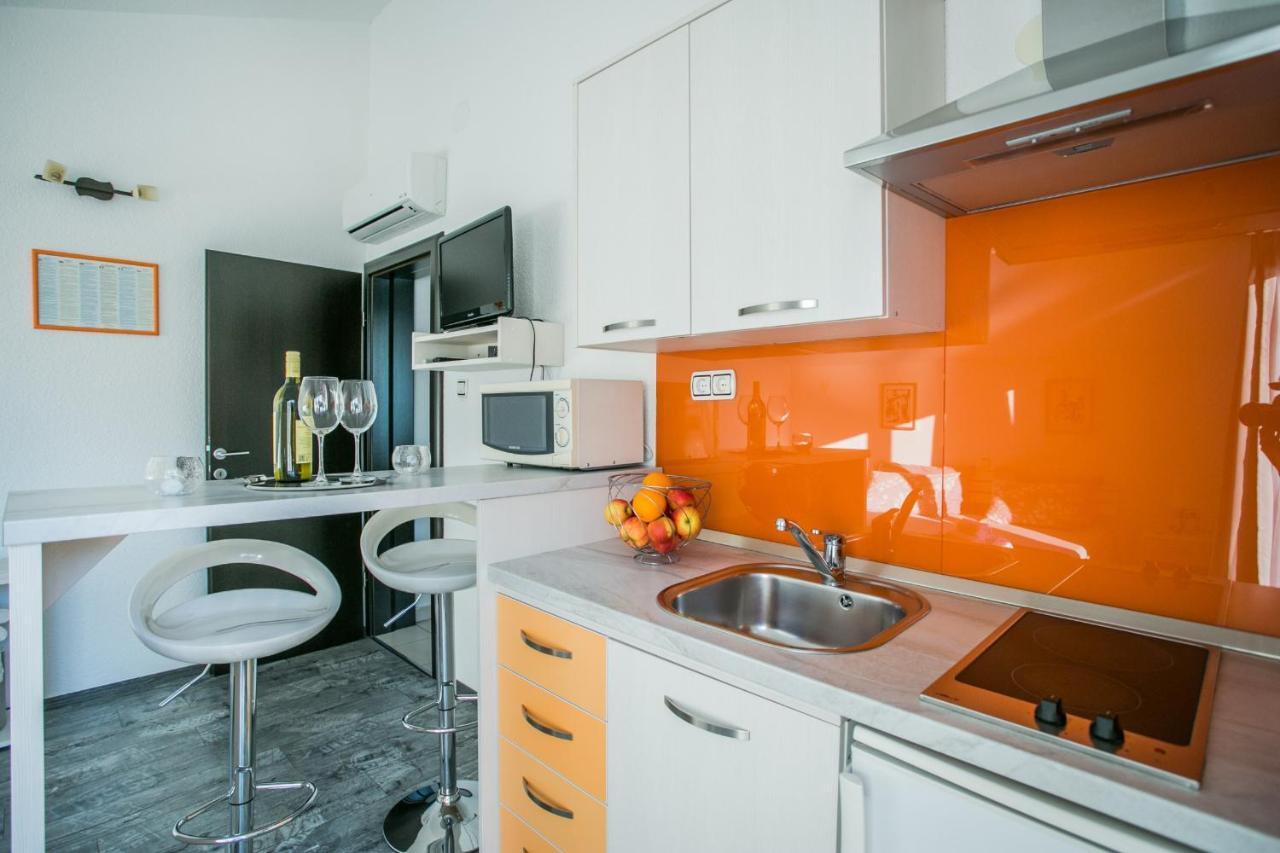 Apartment Kaja - Right Next To The *