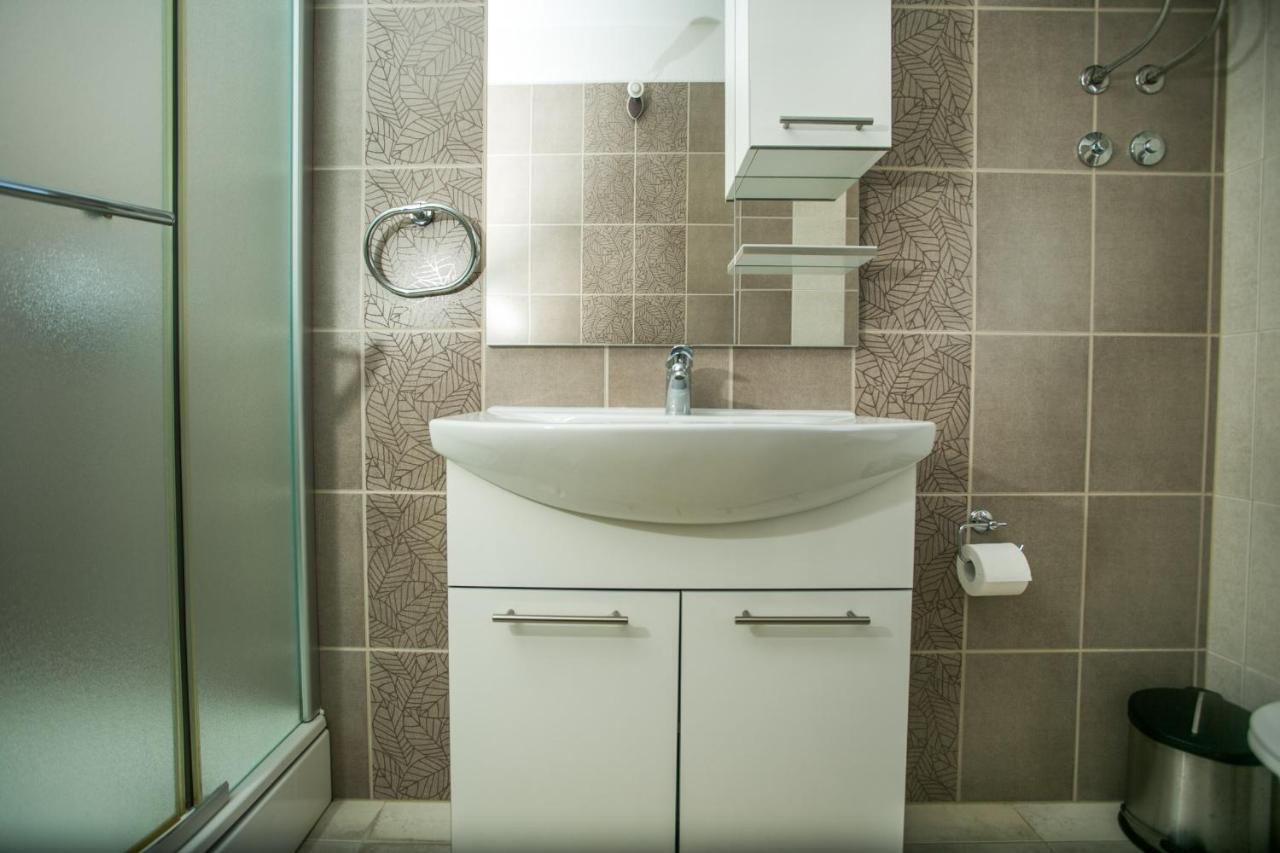 Apartment Kaja - Right Next To The