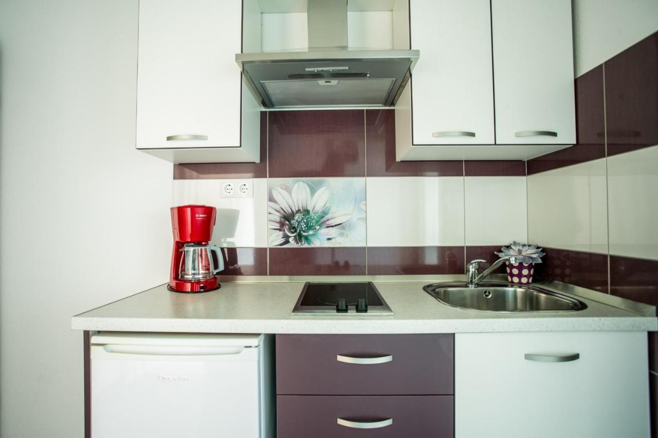 Apartman Kaja - Right Next To The *