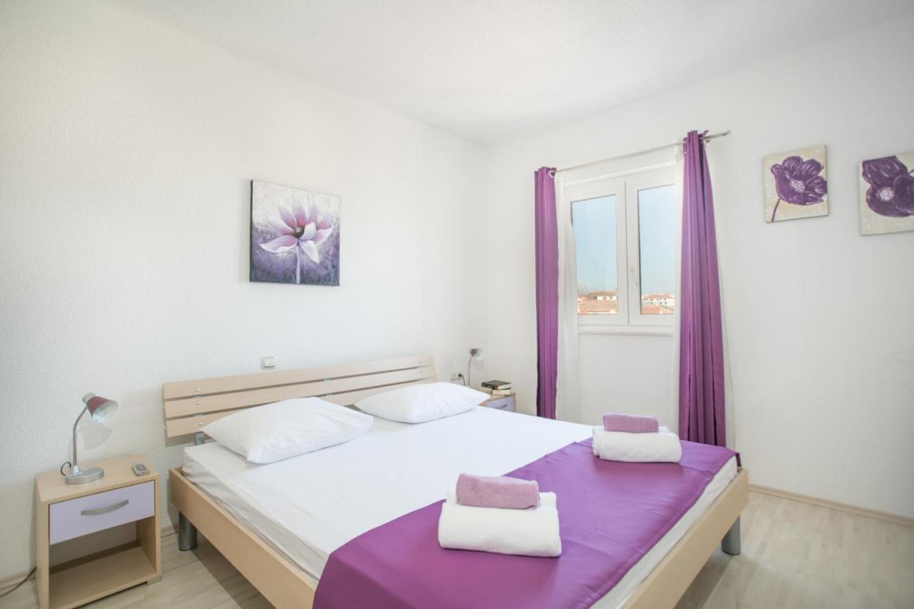 Kaja - Right Next To The * Trogir